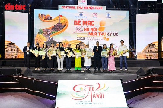 Festival Thu Hà Nội 2025 thu hút hơn 50.000 lượt du khách