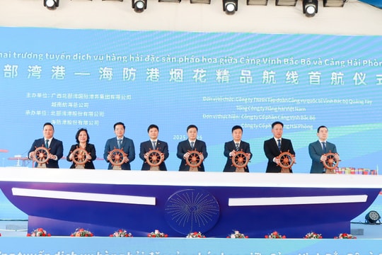 First international vessel on Gulf of Tonkin – Hai Phong port route inaugurated