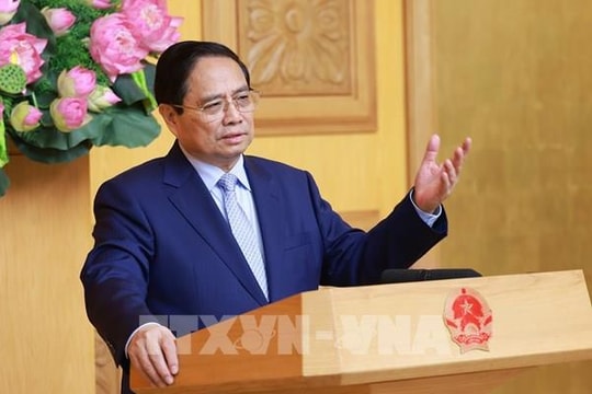 Thủ tướng chỉ đạo phát động thi đua cao điểm, tăng tốc hoàn thành mục tiêu năm 2025