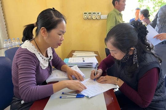 Đồng thuận phương án bồi thường, hỗ trợ thực hiện dự án đường gom phía bắc quốc lộ 5 ở xã Phú Thái