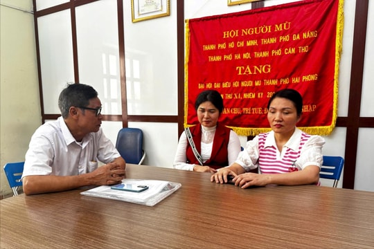 Gỡ vướng giao dịch, bảo đảm quyền tự chủ của người khiếm thị