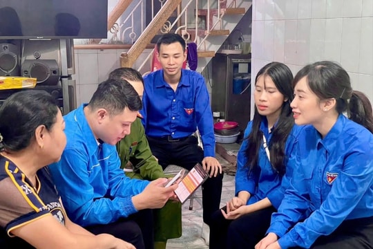 Đổi mới công tác tuyên truyền, giáo dục chính trị tư tưởng