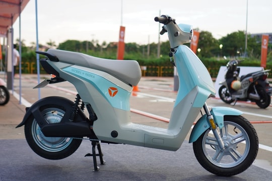 Chọn xe máy điện nào cho học sinh giá dưới 20 triệu?