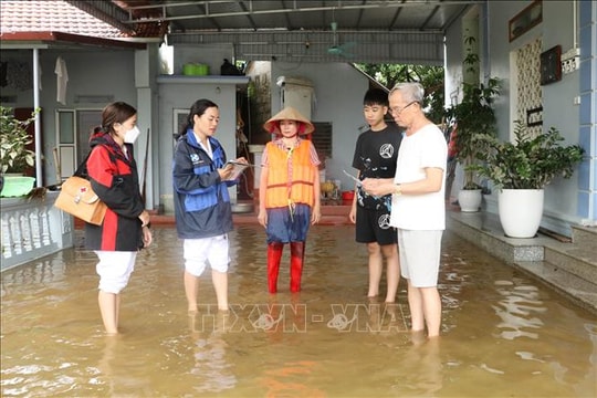 Bảo đảm quyền lợi khám chữa bệnh bảo hiểm y tế cho người dân bị ảnh hưởng mưa, lũ