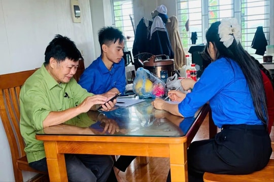 Tứ Kỳ quyết tâm xây dựng xã chuyển đổi số toàn diện