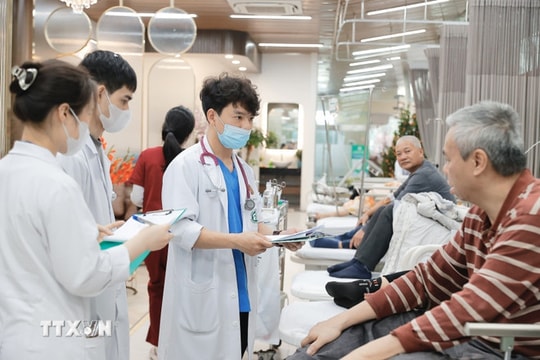 Định hướng phát triển dài hạn cho ngành y tế trong kỷ nguyên mới