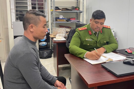 Sau hơn 7 năm lẩn trốn, người đàn ông ở xã Tân Minh ra đầu thú vì gây tai nạn chết người