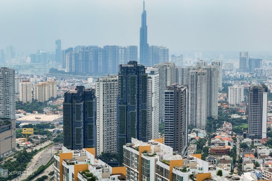 Cần siết tín dụng bất động sản để hạ nhiệt giá nhà