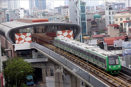 Hà Nội Metro áp dụng hệ thống kiểm soát vé tự động tuyến đường sắt Cát Linh-Hà Đông từ hôm nay
