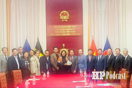 Điểm tin Podcast ngày 6/12