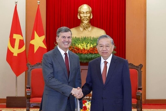Việt Nam luôn coi trọng quan hệ hợp tác truyền thống tốt đẹp với Nga