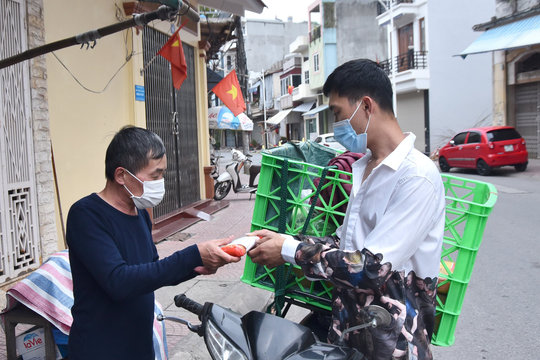 Chặn rủi ro từ dịch vụ chuyển phát hàng hóa