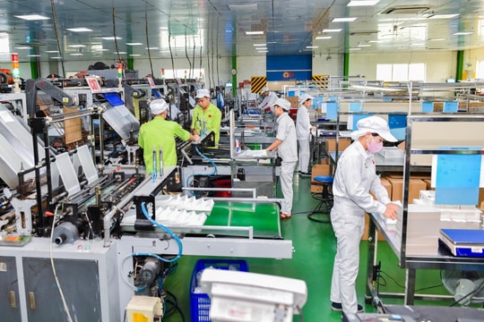 Kiến tạo môi trường đầu tư kinh doanh thuận lợi, minh bạch
