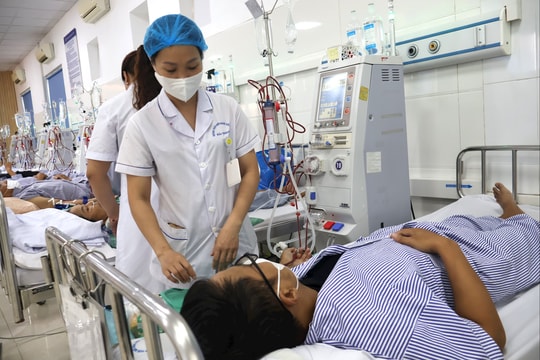 Điểm tựa giảm gánh nặng chi phí cho người bệnh