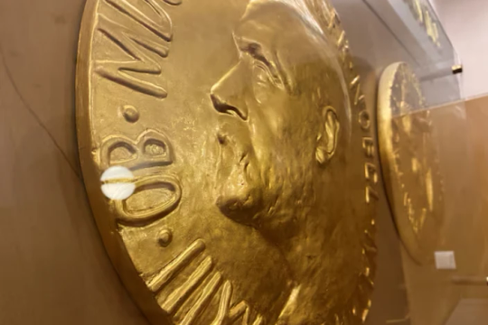 Giải Nobel năm 2025 được tổ chức tại Thụy Điển