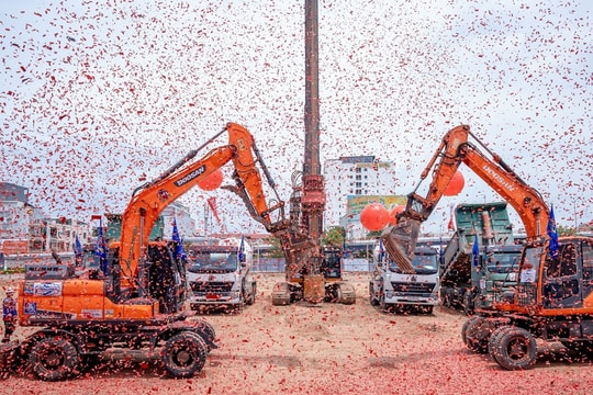 Thủ tướng yêu cầu chuẩn bị chu đáo việc khởi công, khánh thành 234 công trình, dự án