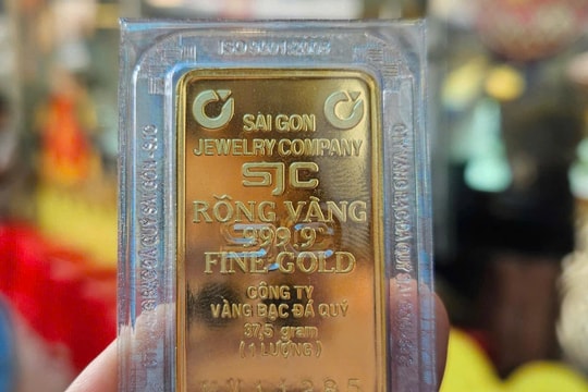 Hôm nay 16/12, vàng SJC tiếp tục lập đỉnh chưa từng có
