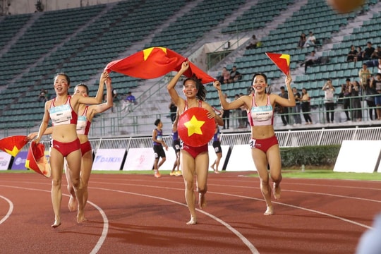 Đội điền kinh Việt Nam được thưởng 1 tỷ đồng