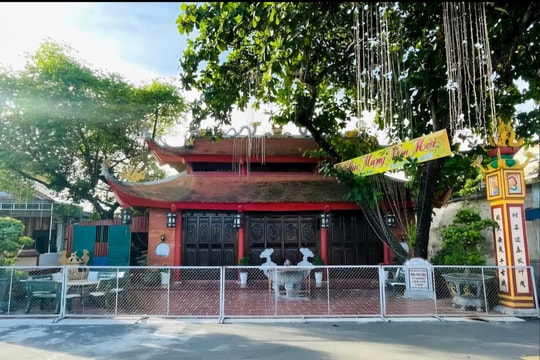 Đình Phù Long nơi cửa ngõ Cát Bà