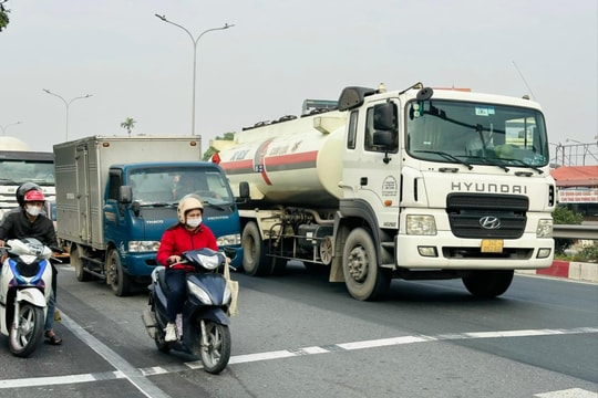 Hoàn thiện đường gom để quốc lộ 5 bớt 'nặng gánh'