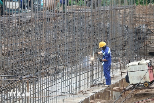 Tỷ lệ giải ngân vốn đầu tư công đạt 65,2% kế hoạch Thủ tướng Chính phủ giao