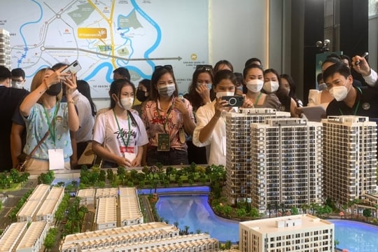 Bộ Xây dựng cảnh báo rủi ro từ 'thỏa thuận' mua nhà khi dự án chưa đủ điều kiện