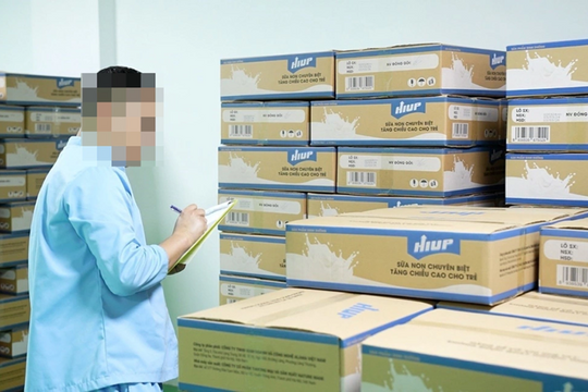 Cựu chuyên viên Văn phòng Chính phủ nhận tiền tỷ để giúp doanh nghiệp kiểm định kẹo Kera, sữa Hiup