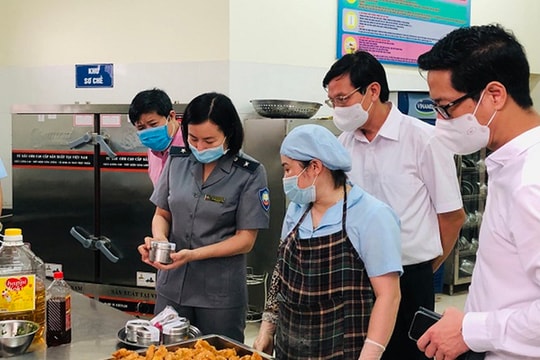 Tăng cường kiểm tra đột xuất về an toàn thực phẩm dịp Tết Nguyên đán Bính Ngọ