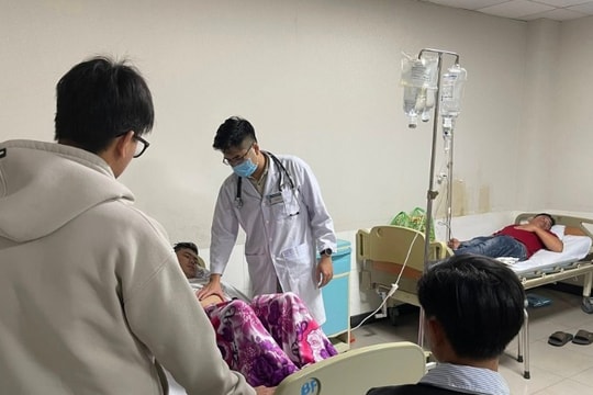Gần 100 người ngộ độc ở Lâm Đồng sau khi ăn bánh mì