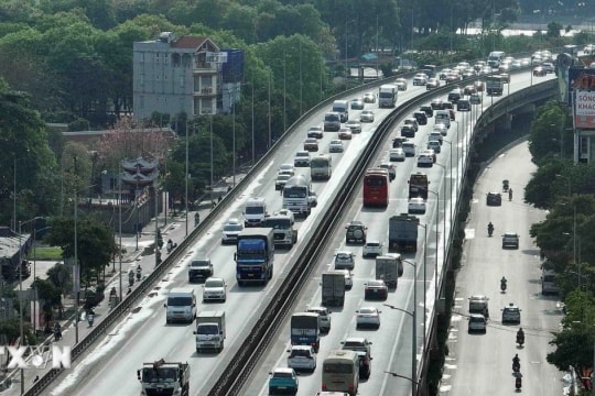 Hà Nội hạn chế một số loại phương tiện lưu thông vào Vành đai 3 trên cao