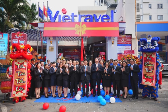 Vietravel ra mắt nhận diện thương hiệu mới, đánh dấu 30 năm phát triển, vươn mình cùng đất nước
