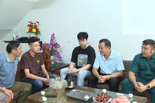 Anh em ruột nguyện chung bước quân hành
