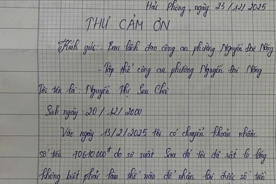 Công an phường Nguyễn Đại Năng giúp người dân nhận lại hơn 70,6 triệu đồng chuyển khoản nhầm