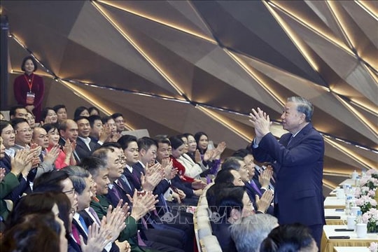 Khơi dậy mạnh mẽ ý chí quật cường, tinh thần yêu nước mãnh liệt