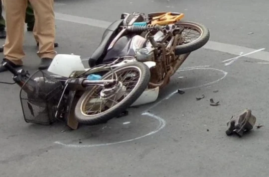 Tìm nhân chứng vụ tai nạn giao thông trên đường Đặng Kinh