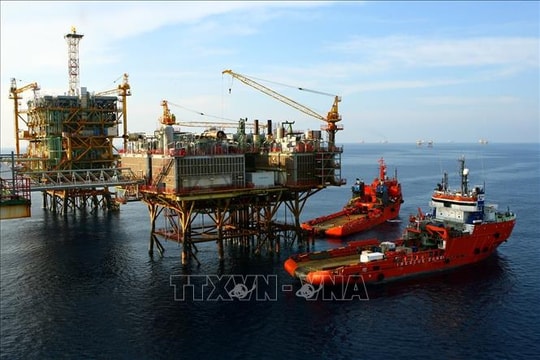 Petrovietnam lập kỷ lục mới về tổng doanh thu