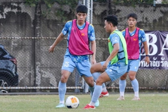 U23 Việt Nam bất ngờ chia tay cầu thủ đầu tiên trước ngày sang Qatar