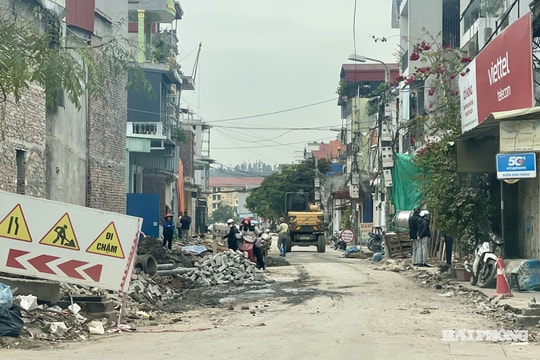 Khẩn trương hoàn thành cải tạo ngõ 243 Hoàng Quốc Việt tại phường Phù Liễn