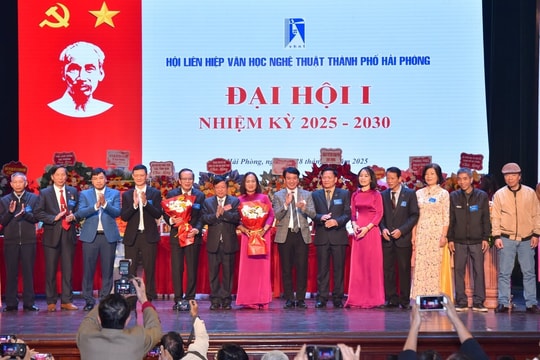 Tạo nền tảng cho văn học, nghệ thuật thành phố Cảng thời kỳ mới