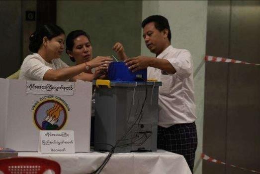 Myanmar tiến hành bầu cử lần đầu tiên sau 5 năm