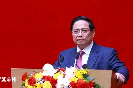 Kết hợp chặt chẽ giữa bảo đảm quốc phòng - an ninh với phát triển kinh tế - xã hội đồng bằng sông Cửu Long