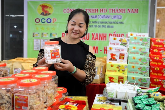 100 gian hàng OCOP chào mừng khánh thành chợ An Lưu ở phường Kinh Môn