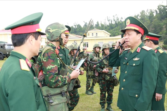 Sẵn sàng chiến đấu cao, bảo đảm an toàn dịp Tết Dương lịch 2026 và Đại hội 14 của Đảng