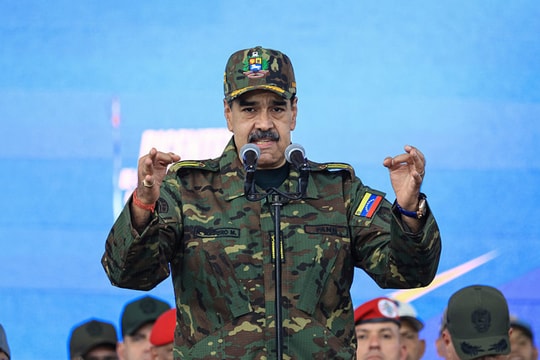 Venezuela ban bố tình trạng khẩn cấp, cáo buộc Mỹ tấn công quân sự