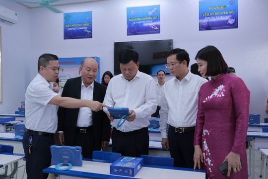 Hai Phong issues City Data Strategy through 2030, integrating AI into administrative procedures