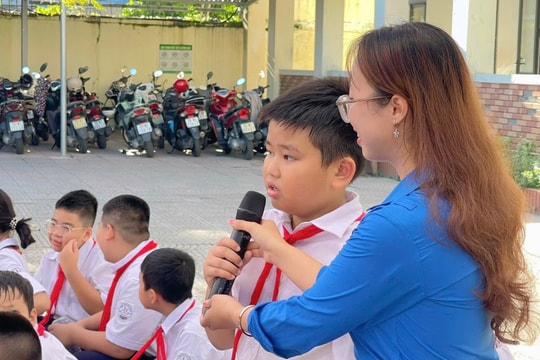 Giáo dục nhẹ nhàng nhưng sâu sắc