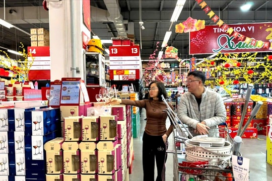 Hàng hóa phong phú, giá ổn định dịp Tết Dương lịch 2026