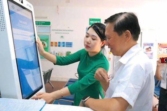 Khai thác, sử dụng dữ liệu Sổ sức khỏe điện tử tích hợp trên VNeID thay thế sổ giấy