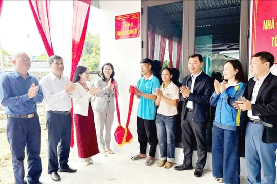 Tết sớm trong những ngôi nhà 'Đại đoàn kết'
