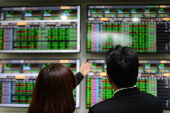 VN-Index lập đỉnh lịch sử mới